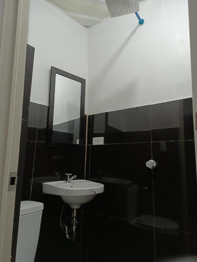 Ludy'S 2 Pension House Carles Zewnętrze zdjęcie